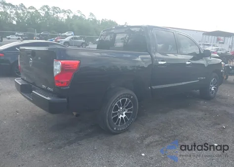 2021 Nissan Titan Sv 4X4 z USA, uszkodzony, nr VIN 1N6AA1EC9MN529320